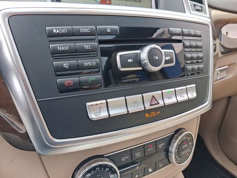 Used 2016 Mercedes-Benz GL 450 4MATIC image 21