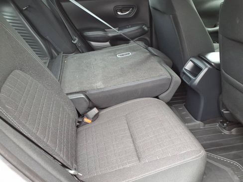 Used 2023 Honda HR-V LX image 28