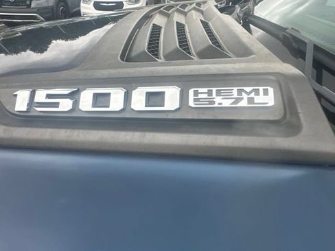 Used 2022 RAM 1500 Laramie AWD/4WD image 13