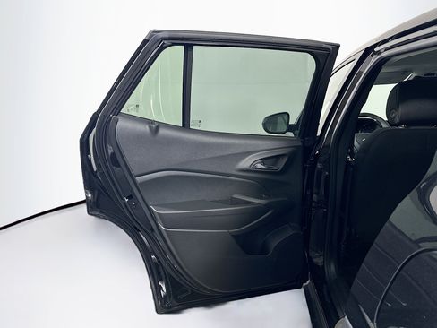 Used 2024 Chevrolet Trax LS w/ LS Convenience Package image 25