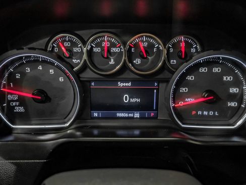 Used 2019 Chevrolet Silverado 1500 RST AWD/4WD image 18