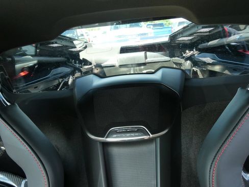 Used 2026 Chevrolet Corvette Stingray Preferred Cpe w/ Z51 Performance Package RWD image 29