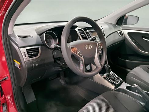 Used 2015 Hyundai Elantra GT FWD image 10