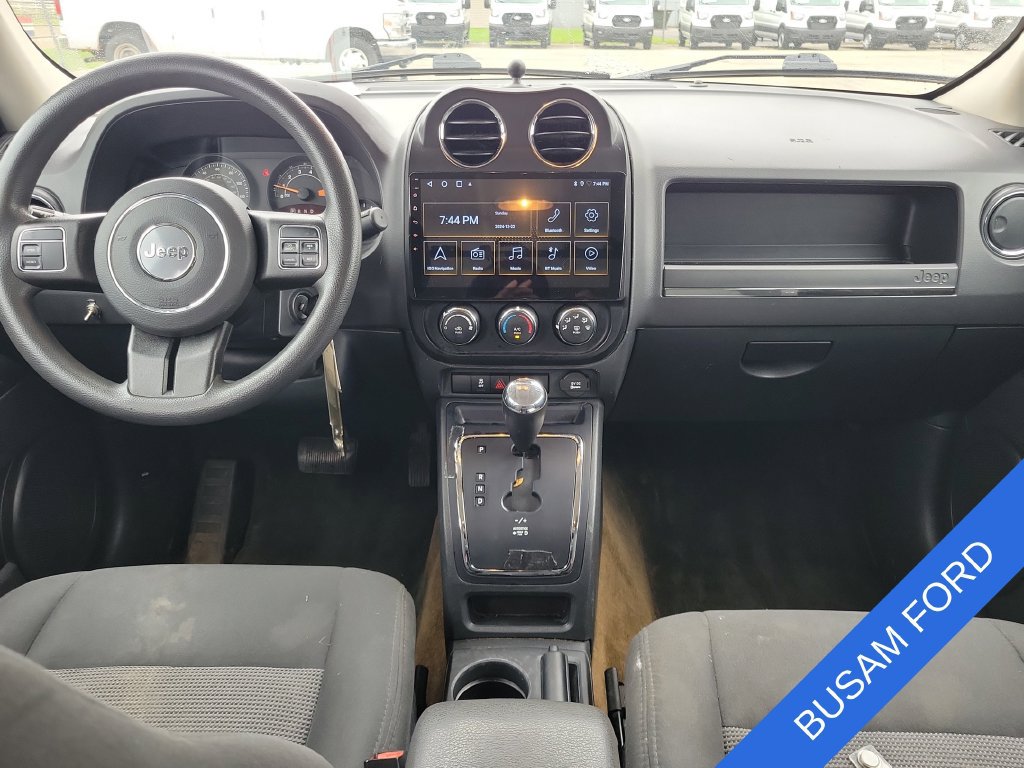 Used 2016 Jeep Patriot Sport w/ Power Value Group AWD/4WD image 9