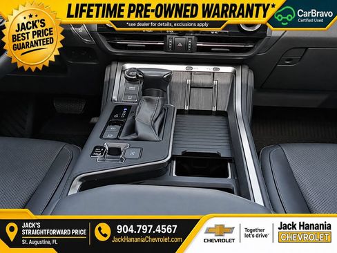 Used 2024 Lexus GX 550 w/ Accessory Package (31) AWD/4WD image 15