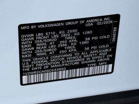 New 2025 Volkswagen Atlas SE image 27