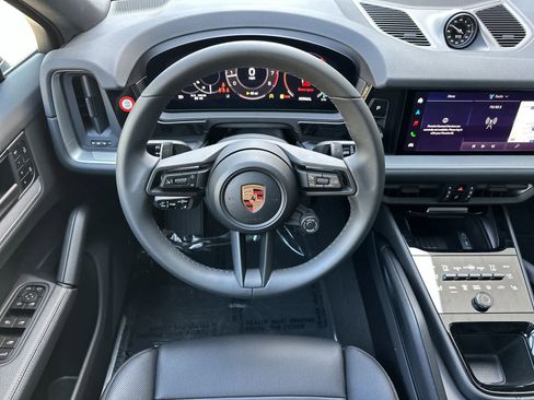 New 2026 Porsche Cayenne Coupe image 15