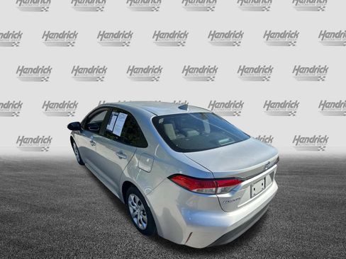 Used 2023 Toyota Corolla LE image 11