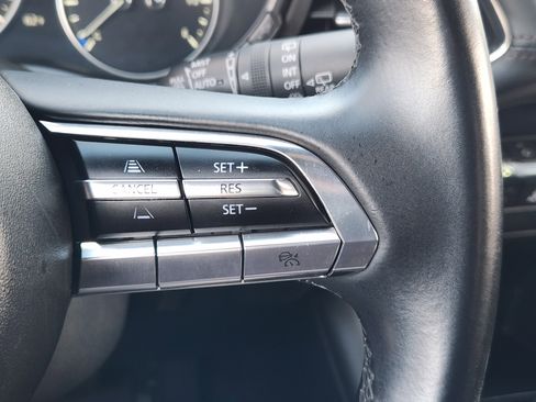 Used 2023 MAZDA MAZDA3 s image 31