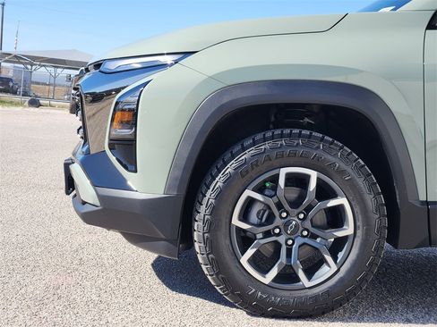 New 2026 Chevrolet Equinox ACTIV w/ LPO, Floor Liner Package image 5