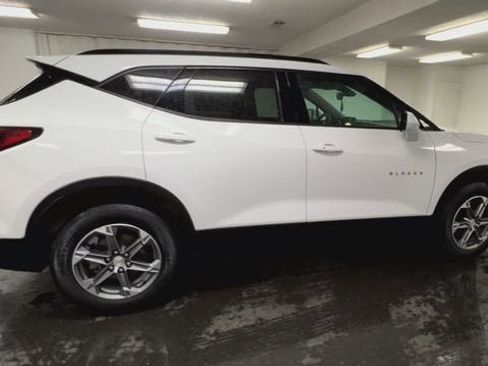 Certified 2023 Chevrolet Blazer LT w/ Convenience Package FWD image 9