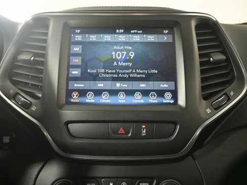 Used 2022 Jeep Cherokee Trailhawk image 26