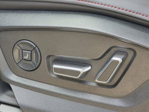 New 2026 Audi Q8 Prestige image 16