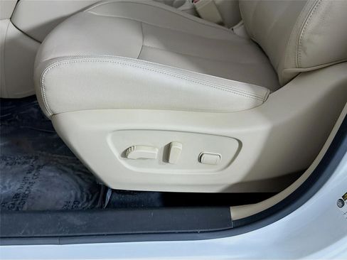 Used 2020 Nissan Rogue SL w/ Premium Package FWD image 22