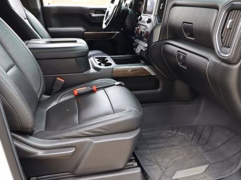Used 2019 Chevrolet Silverado 1500 LT Trail Boss AWD/4WD image 16