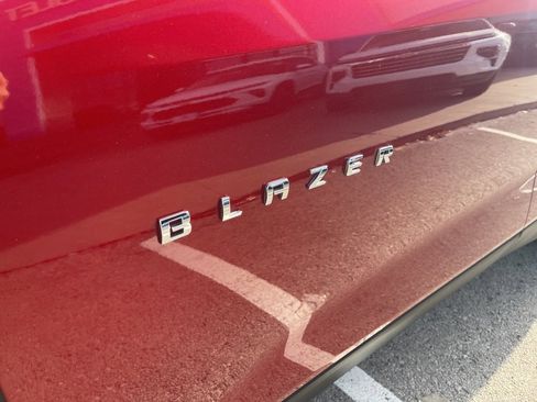 Certified 2024 Chevrolet Blazer LT w/ Convenience Package image 10