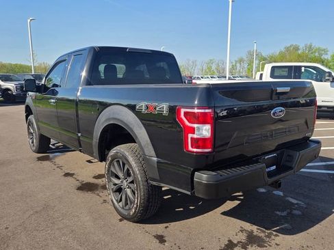 Used 2018 Ford F150 XLT w/ Equipment Group 302A Luxury AWD/4WD image 11
