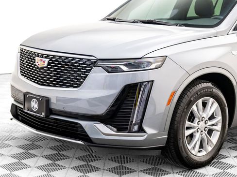 Used 2025 Cadillac XT6 Luxury image 34