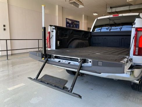 Used 2024 Ford F150 Lariat w/ Equipment Group 502A High AWD/4WD image 9