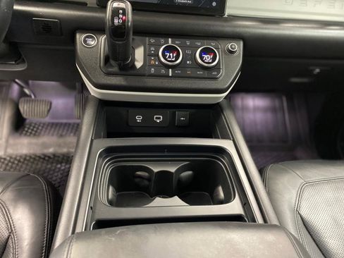 Used 2020 Land Rover Defender 110 HSE image 30