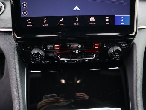 New 2025 Jeep Grand Cherokee L Limited AWD/4WD image 8