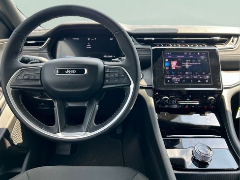 New 2026 Jeep Grand Cherokee Laredo X RWD image 23