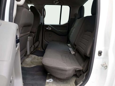 Used 2018 Nissan Frontier S RWD image 14
