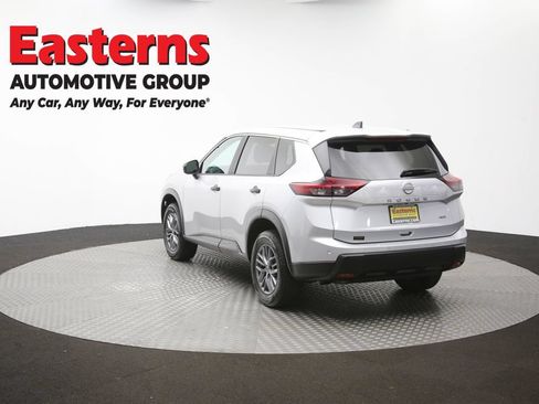 Used 2024 Nissan Rogue S AWD/4WD image 65