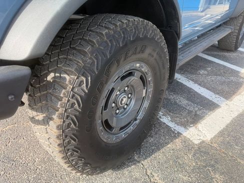 Used 2024 Ford Bronco Outer Banks AWD/4WD image 7