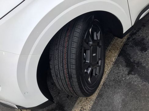 New 2026 Kia Carnival SX image 20