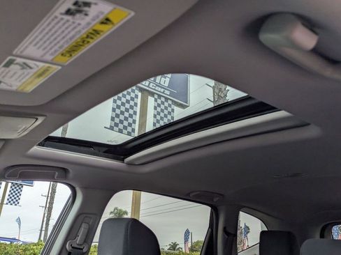 Certified 2019 Honda CR-V EX image 6