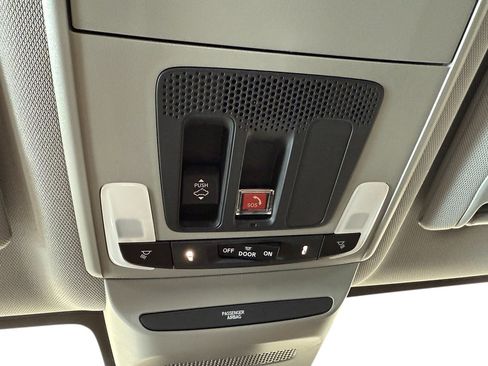 Used 2025 Acura ADX AWD image 27