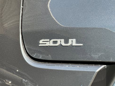 Used 2023 Kia Soul LX w/ Option Group 015 image 26