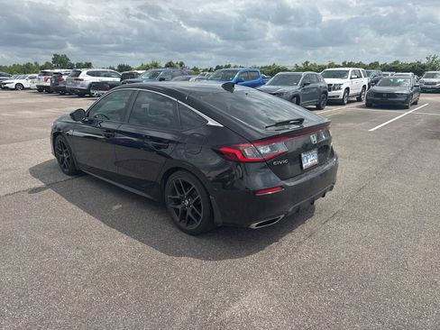 Used 2023 Honda Civic Sport Touring image 3