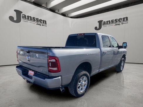 Used 2024 RAM 2500 Laramie AWD/4WD image 3