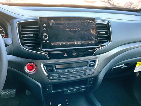 New 2025 Honda Ridgeline RTL image 13