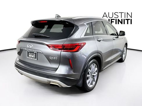 Certified 2021 INFINITI QX50 Essential w/ Convenience Package FWD image 9