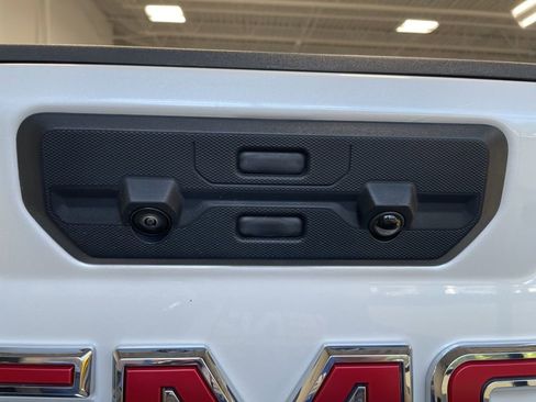 Used 2025 GMC Sierra 2500 Denali w/ Denali Reserve Package AWD/4WD image 7