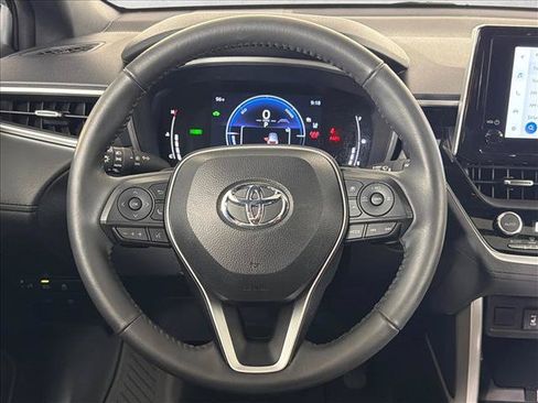 Used 2024 Toyota Corolla Cross AWD Hybrid w/ Convenience Package image 25