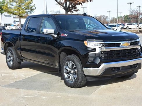 New 2026 Chevrolet Silverado 1500 LT image 3