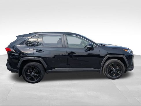 Used 2020 Toyota RAV4 XLE w/ All Weather Liner Package AWD/4WD image 12