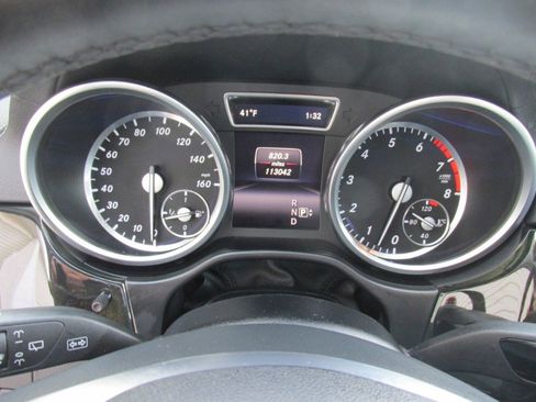 Used 2017 Mercedes-Benz GLS 550 4MATIC image 37