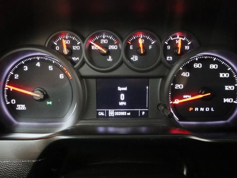 Used 2022 Chevrolet Silverado 3500 W/T w/ WT Convenience Package AWD/4WD image 9