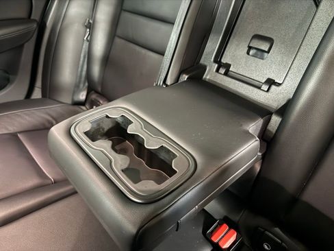 Used 2020 Volvo S60 T5 Momentum w/ Protection Package Premier image 19