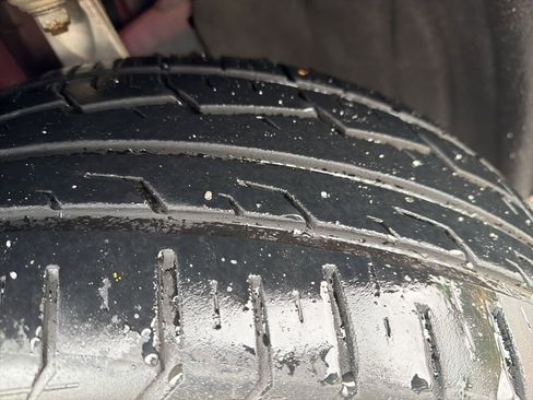 Used 2018 Jeep Grand Cherokee Limited RWD image 3