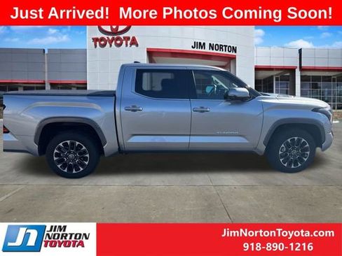 Used 2023 Toyota Tundra Limited image 6