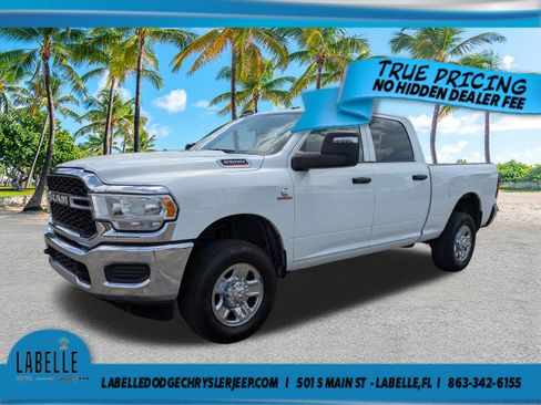Used 2024 RAM 2500 Tradesman w/ Chrome Appearance Group AWD/4WD image 8