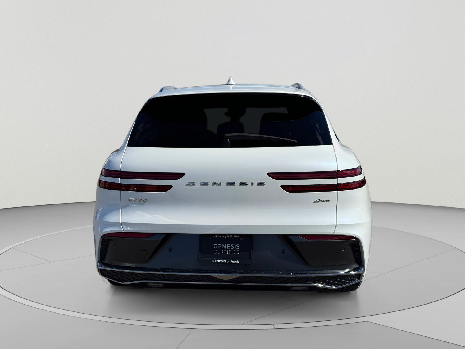 Used 2026 Genesis GV70 2.5T Advanced AWD/4WD image 4