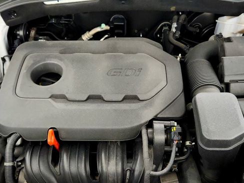 Used 2017 Hyundai Santa Fe Sport FWD image 22