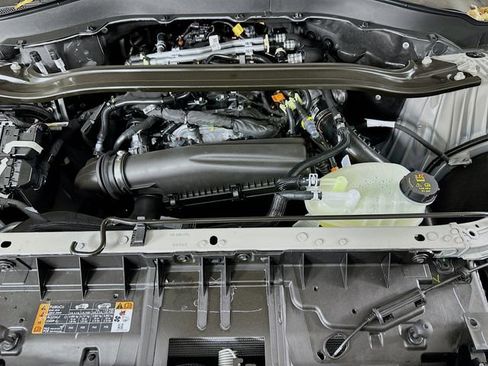 New 2026 Ford Explorer ST-Line w/ ST-Line Street Pack image 33